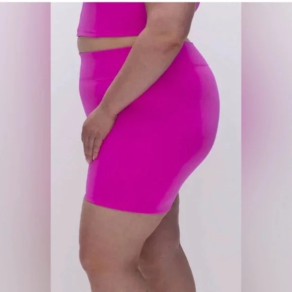 Good American Vibrant Pink Swim Shorts 2X MSRP $95 - Picture 2 of 7